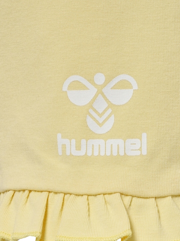 Hummel Regular Pants in Yellow