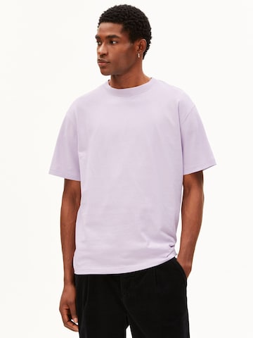 ARMEDANGELS T-Shirt MAARKOS in Lila: Vorderseite