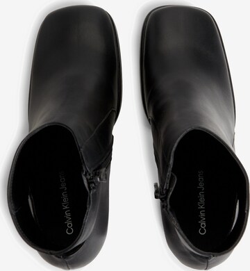 Calvin Klein Jeans Kotníkové boty – černá