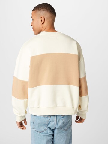 Sweat-shirt Ball en blanc