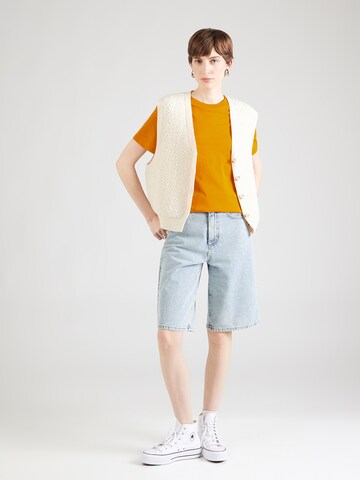 PIECES - Camisa 'PCRIA' em laranja