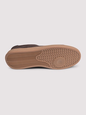 Pantofi de la Ombre pe maro