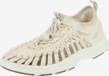 Chaussure basse KEEN en beige : devant