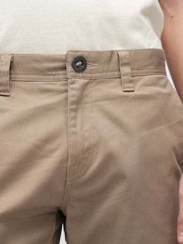 Volcom - regular Pantalón chino 'FRICKIN MODERN' en verde