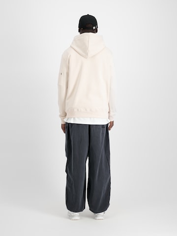 ALPHA INDUSTRIES Sweatshirt 'Alpha PP' in White