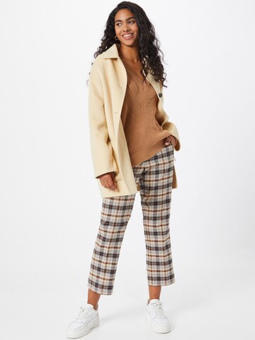 Trendyol Pullover in Beige