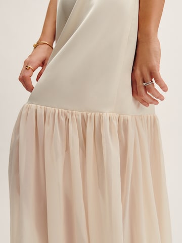 Tatiana Zidekova Kleid in Weiß