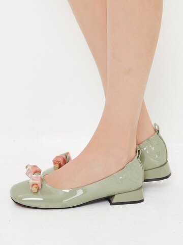 CESARE GASPARI Ballet Flats in Green