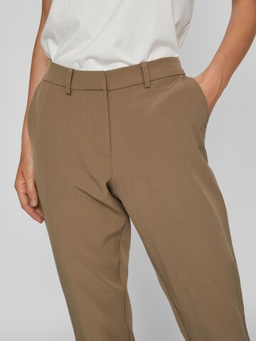 VILA - Slimfit Pantalón 'MARY' en marrón