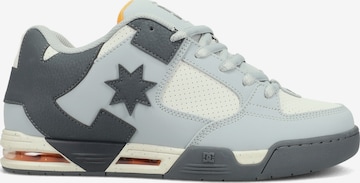 DC Shoes Sneakers in Grey: front
