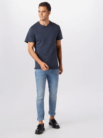 Urban Classics Regular Fit T-Shirt in Blau