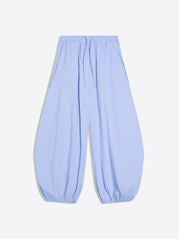 Bershka Tapered Hose in Blau