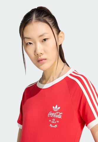 ADIDAS ORIGINALS - Camiseta en rojo