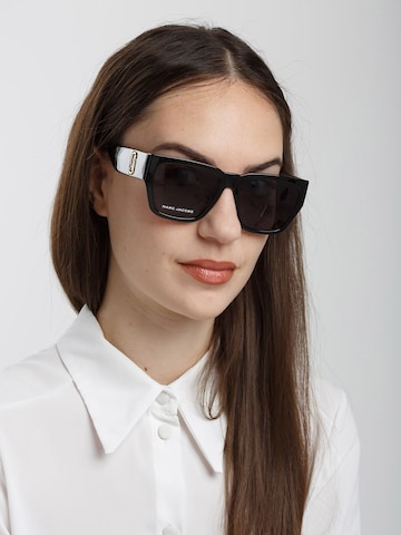 Marc Jacobs Sunglasses in Black