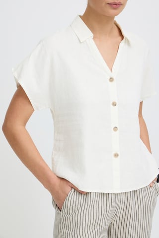 Chemisier 'BYFalakka' b.young en blanc