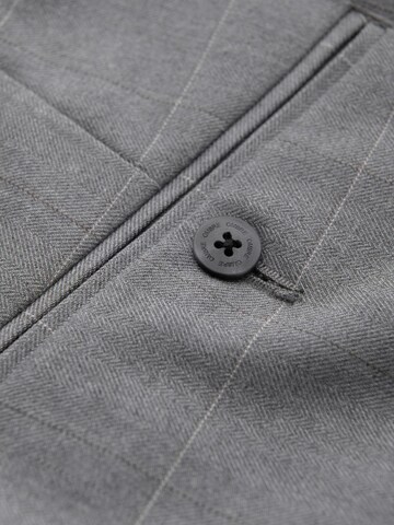 Ombre Slim fit Pants in Grey