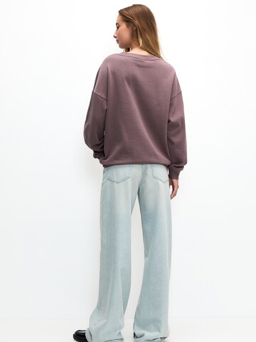 Sweat-shirt Pull&Bear en violet