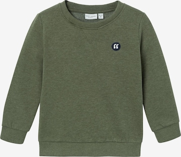 NAME IT - Sweatshirt em verde: frente