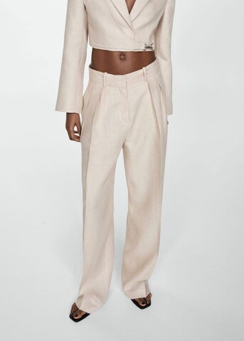 Loosefit Pantalon à plis 'Maena' MANGO en beige : devant