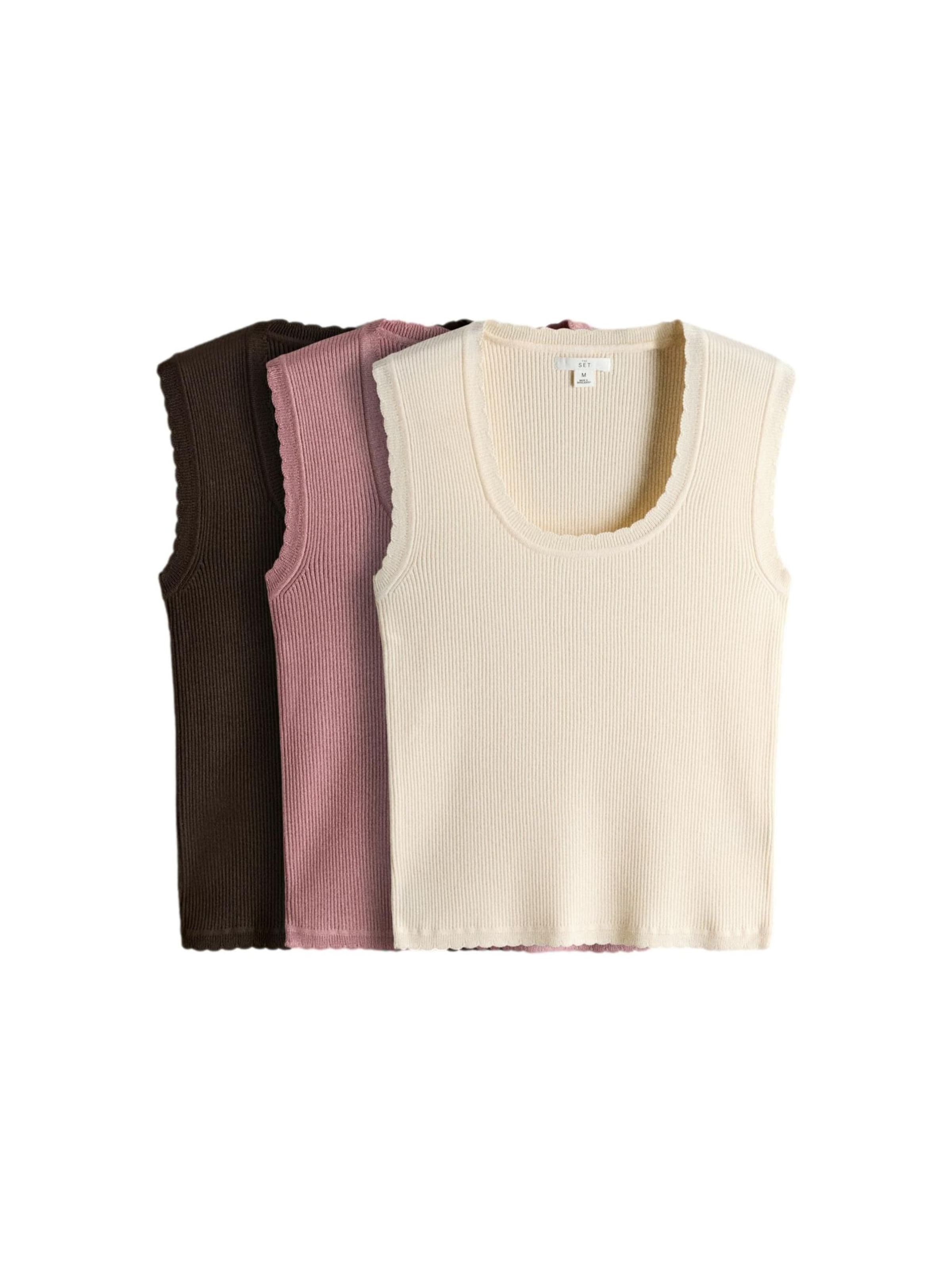 The Set Top in Beige: Vorderseite