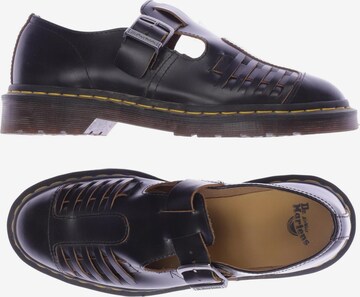 Dr. Martens Flats & Loafers in 39 in Black: front