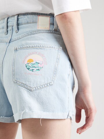 PIECES Regular Shorts  'PCAMER' in Blau