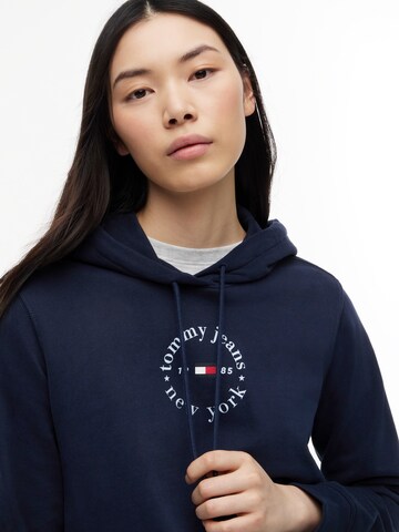 Tommy Jeans Суичър 'ESS' в синьо