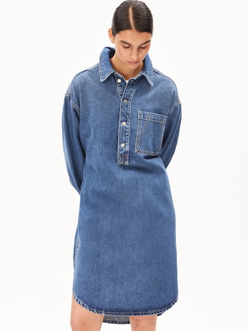 Robe ARMEDANGELS en bleu : devant