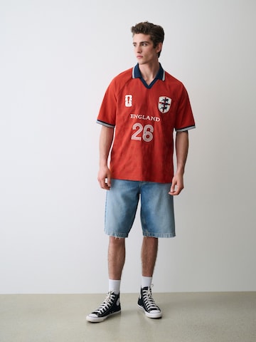T-Shirt Next en rouge