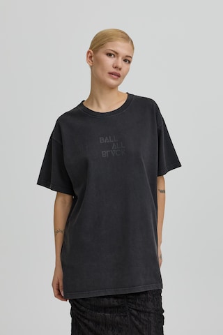 Ball Shirts i sort: forside