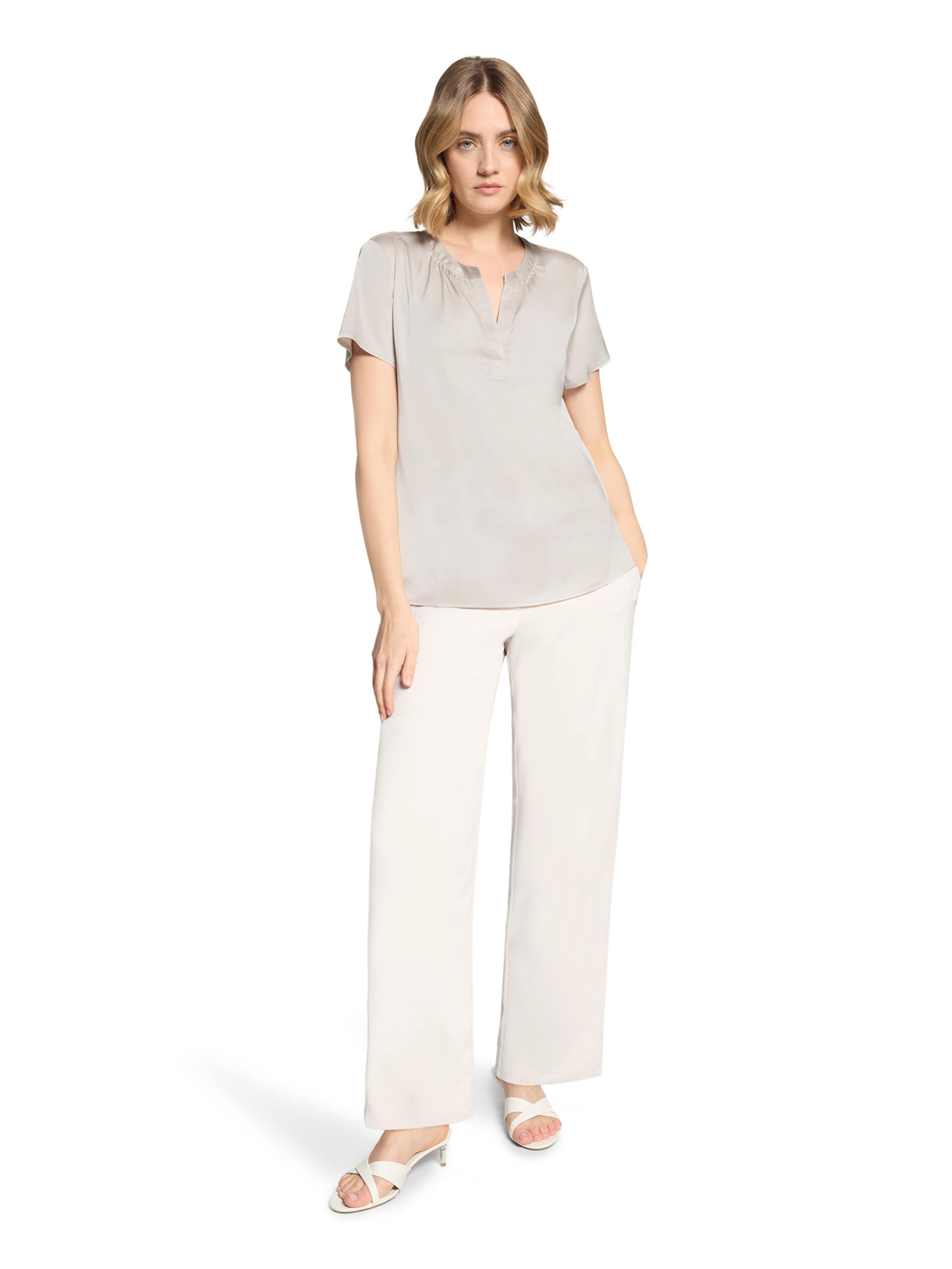 Betty Barclay Blouse in Beige