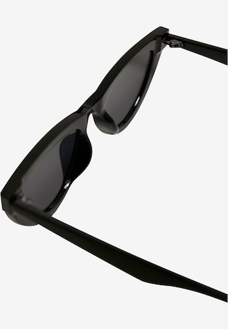 Urban ClassicsSunčane naočale 'Arica' - crna boja