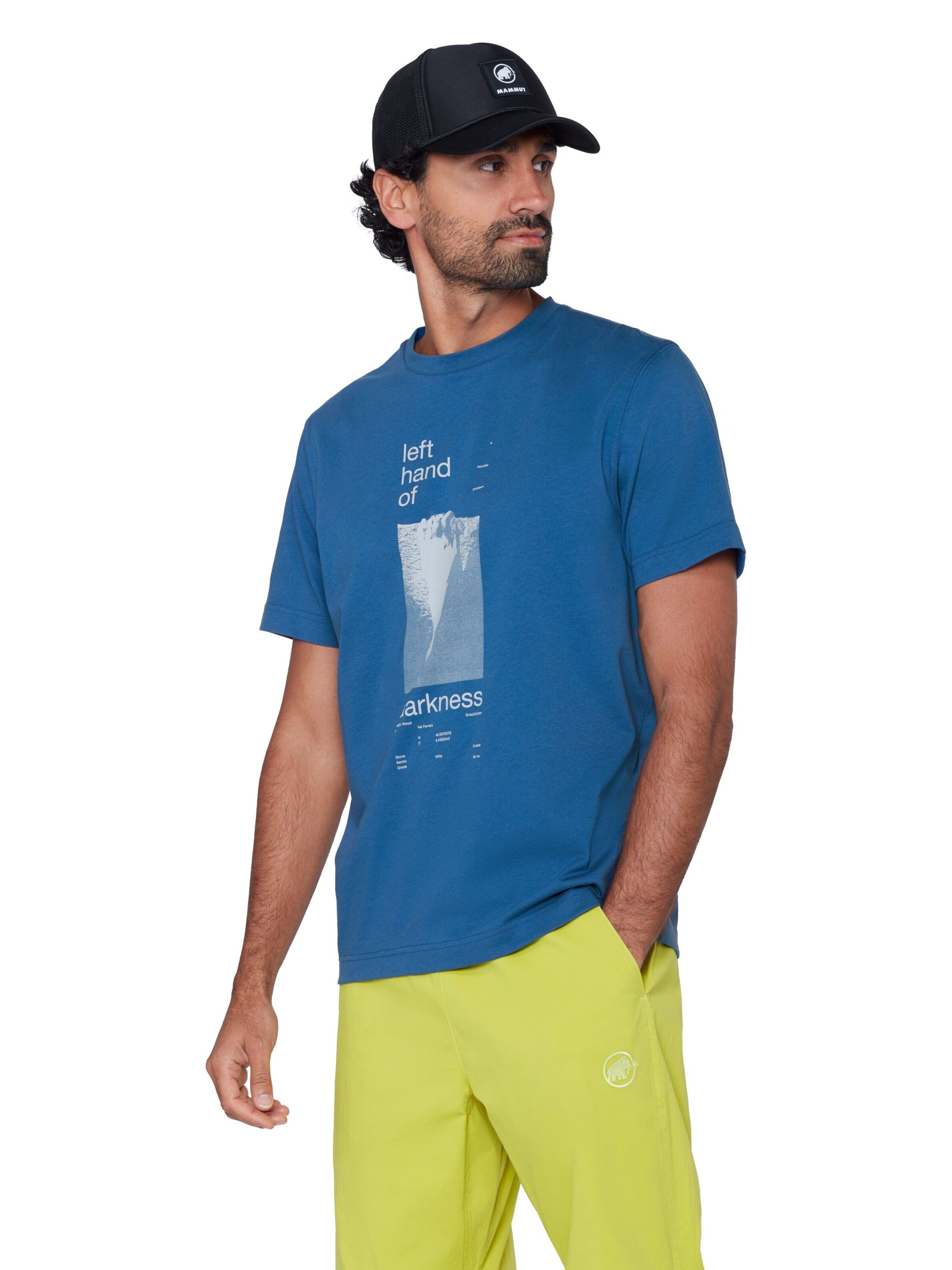 MAMMUT Performance Shirt in Blue: front