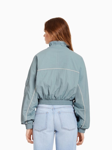 Bershka Jacke in Blau