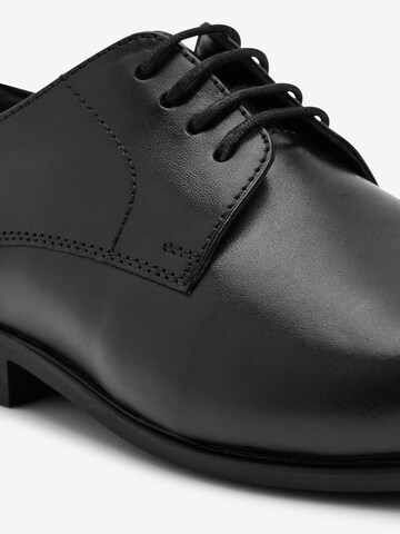 Chaussure basse Next en noir