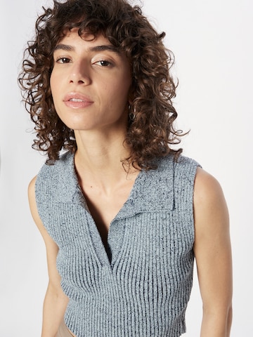 WEEKDAY Knitted Top 'Liv' in Blue