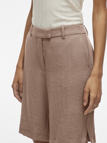 Regular Pantalon VILA en marron