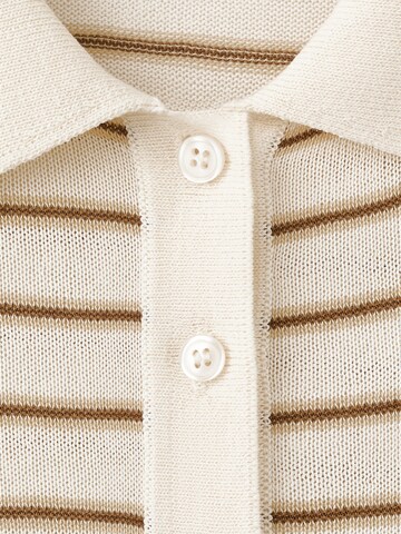 Pullover 'TENCYP' di MANGO in beige