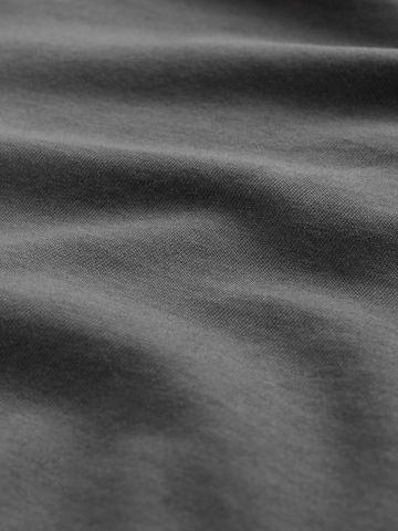 The Set Shirt in Grey