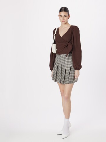 Monki Blouse in Brown