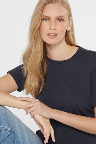SENSES.THE LABEL Basic T-Shirt TA:TI in Blau