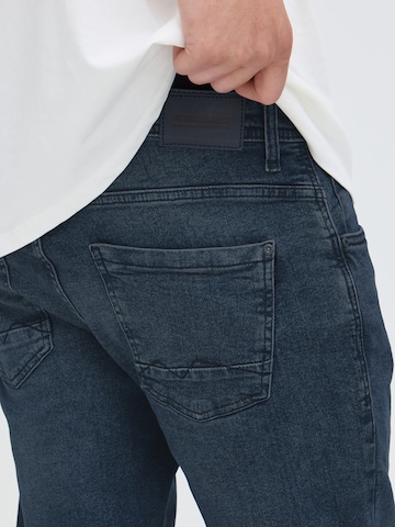 Coupe slim Jean 'BHTwister' BLEND en bleu