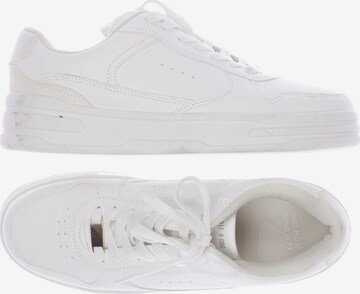 Bershka Sneakers & Trainers in 39 in White: front