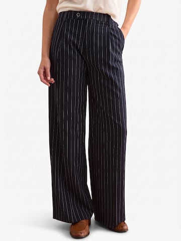 Il Lanificio Wide leg Pants in Blue