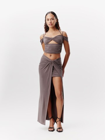 Top 'Mette' de la LeGer by Lena Gercke pe maro