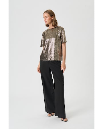 Part Two - Blusa em ouro