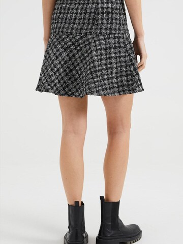 WE Fashion Skirt in Black