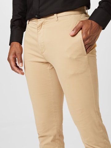 Regular Pantalon chino 'David' HUGO Red en beige