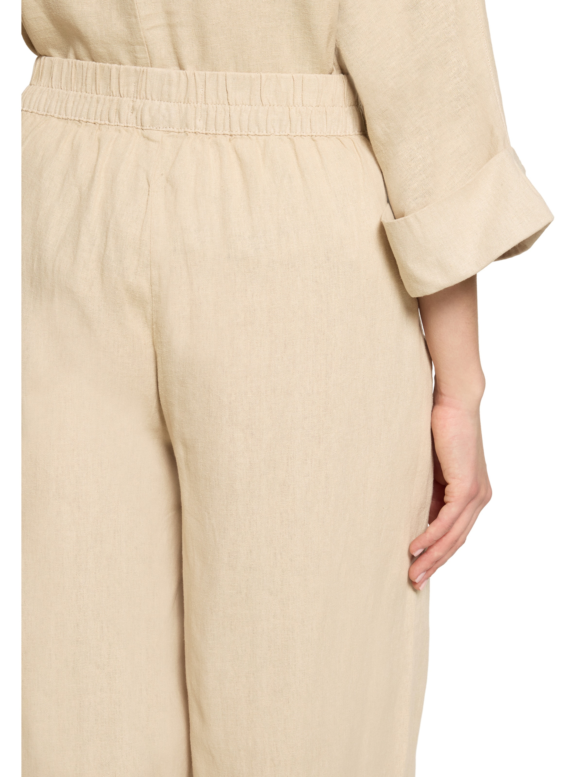 Cartoon Regular Trousers in Beige