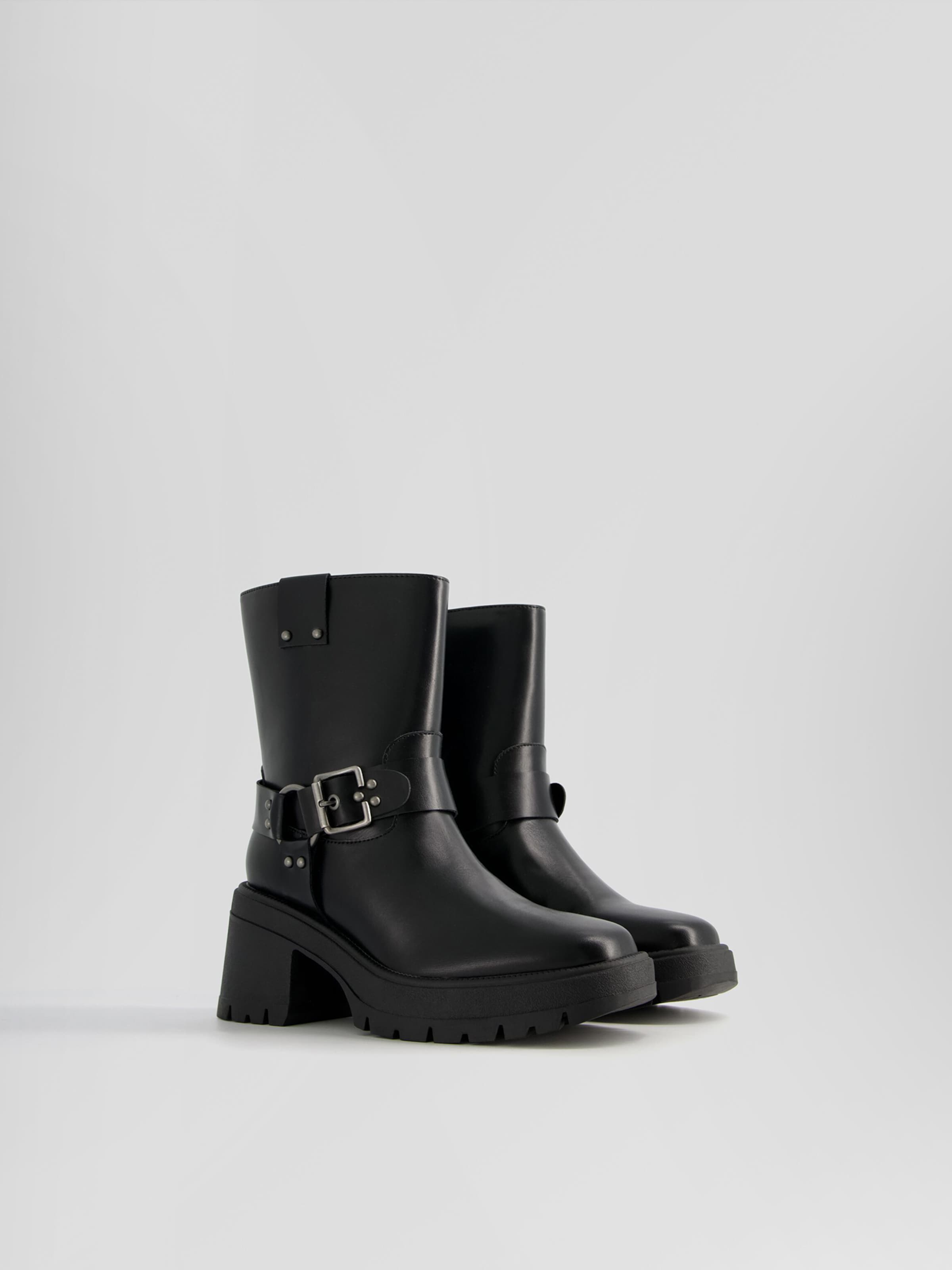 Bottines Bershka en Noir ABOUT YOU